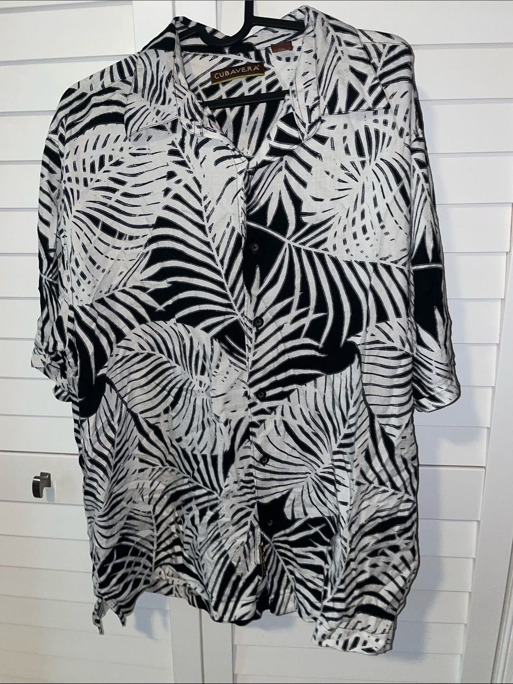 Cubavera Monochrome Hawaiian Aloha Shirt Palm Leaf Tropical Button-Up Shirt